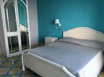 Apartments Amalfi Design 0*,